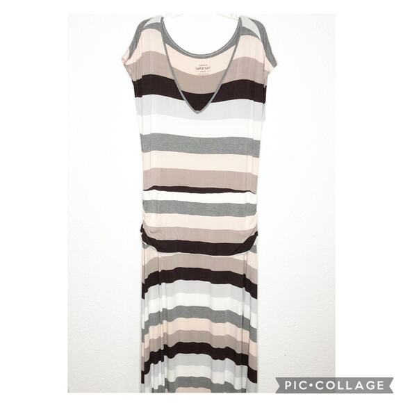 Torrid Super Soft Knits white gray pink brown striped maxi dress size 3 or 3X - Picture 3 of 16